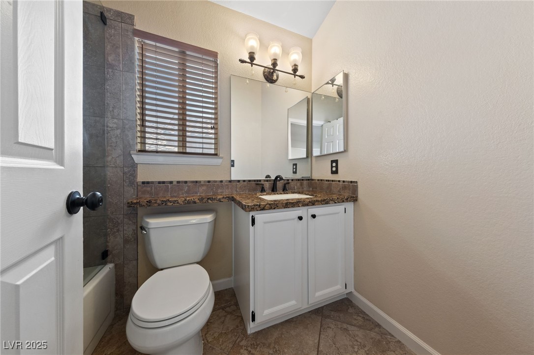 2416 Sun Shores Drive Property Photo 20