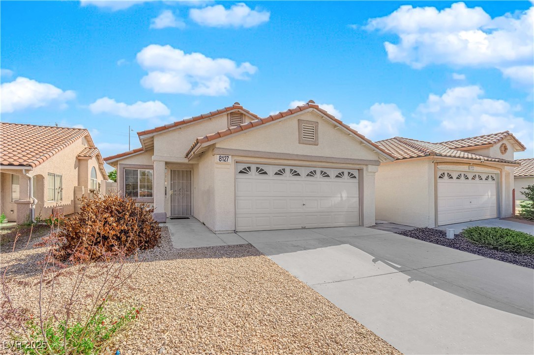 8127 Chambersberg Street Property Photo