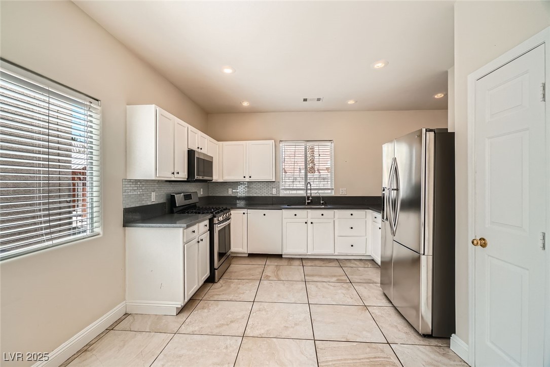 5921 Royal Castle Lane Property Photo 2