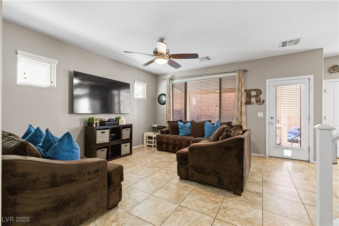 7237 Puddle Duck Street Property Photo 8