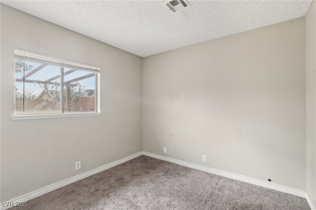 3701 Guinevere Avenue Property Photo 17