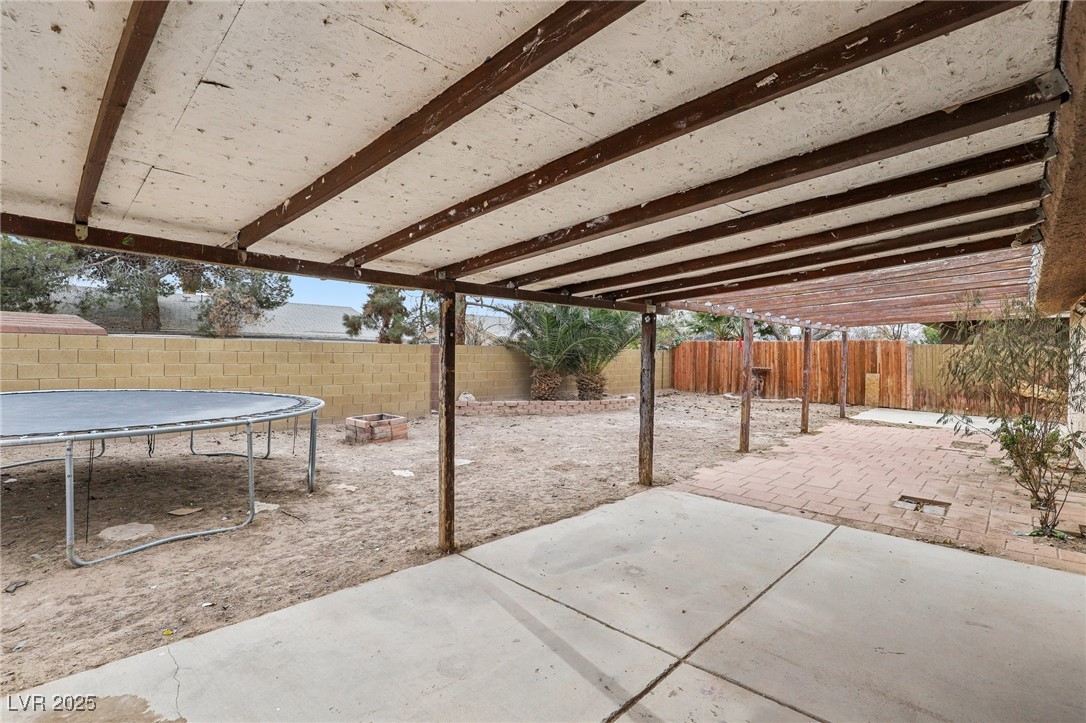 3701 Guinevere Avenue Property Photo 20