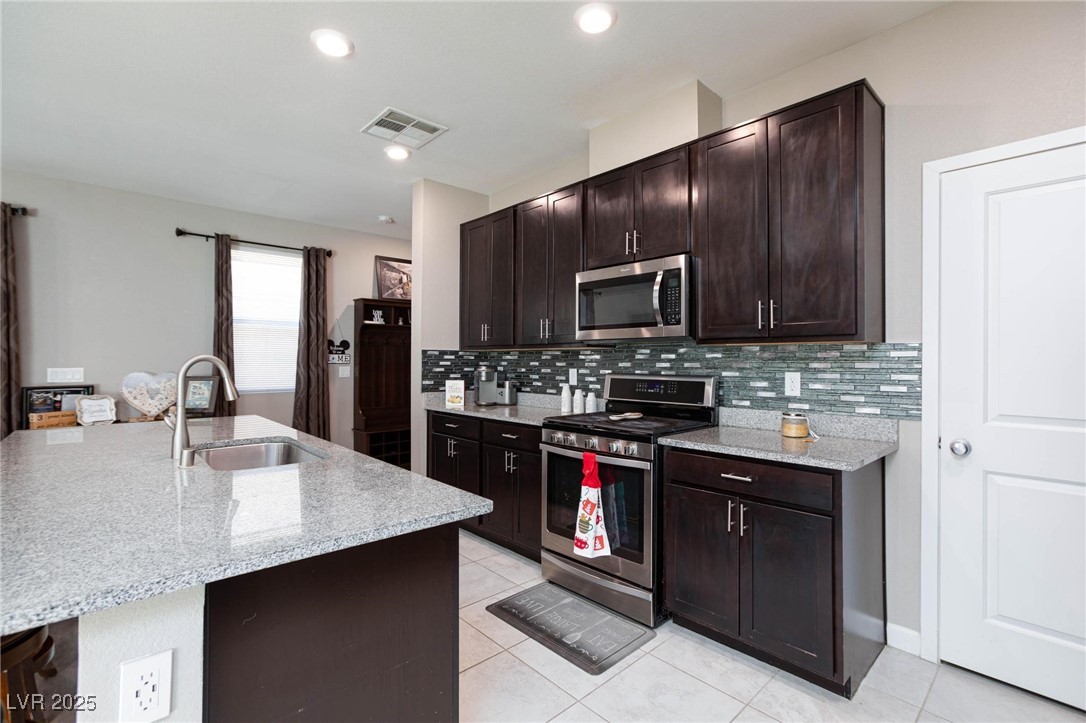 7023 Bering Strait Avenue Property Photo 12