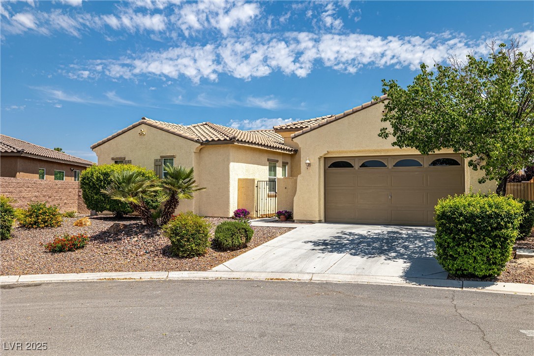 5300 East La Terra Avenue Property Photo 1