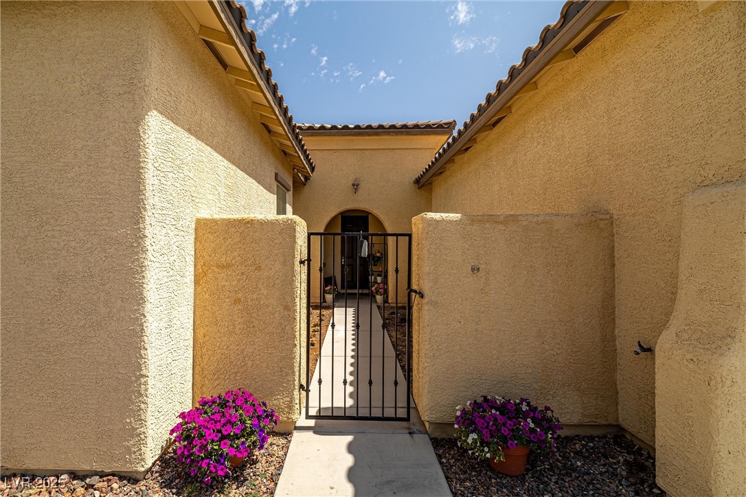 5300 East La Terra Avenue Property Photo 5