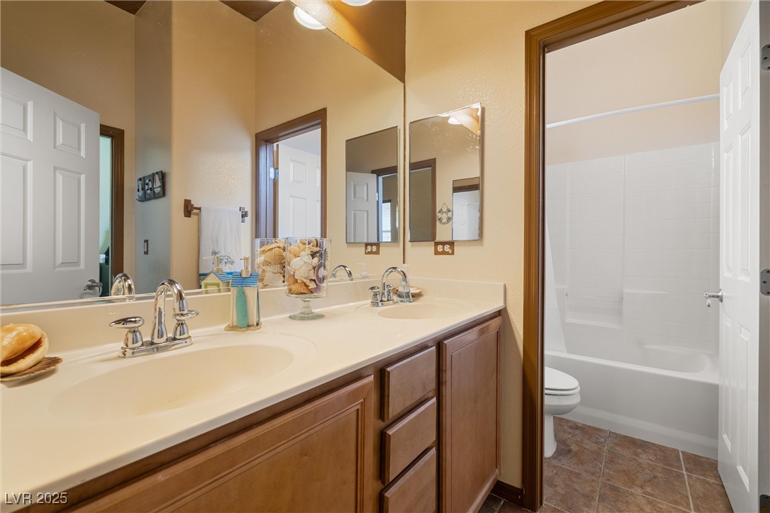 5300 East La Terra Avenue Property Photo 16