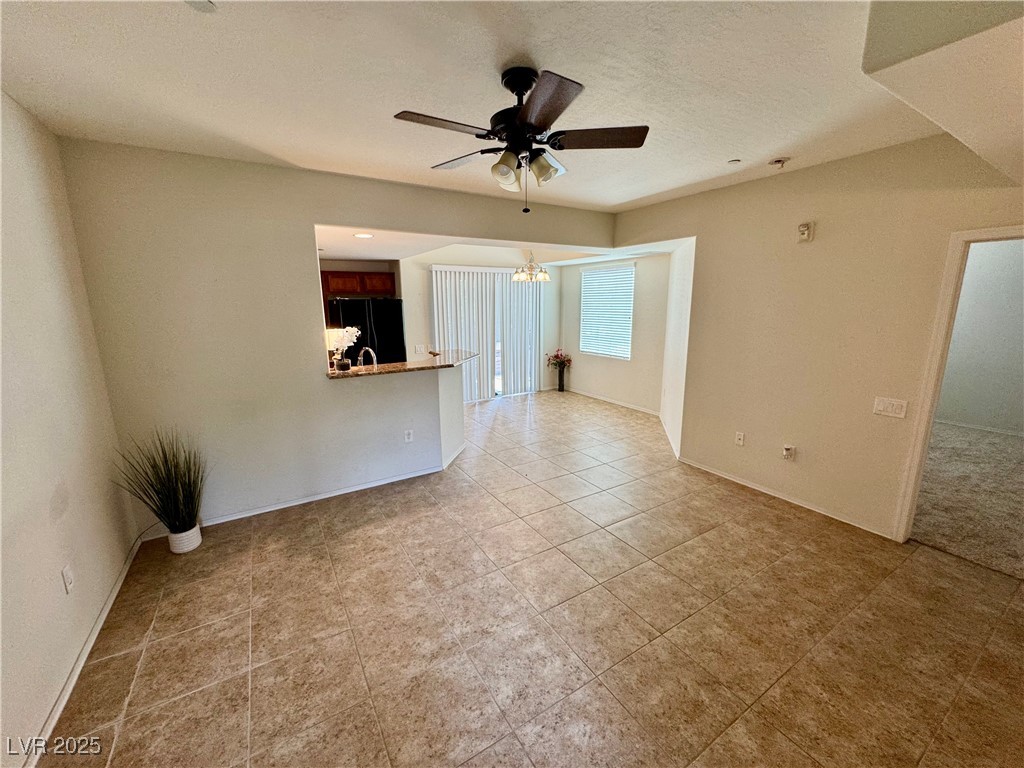 6868 Sky Pointe Drive 1033 Property Photo 6