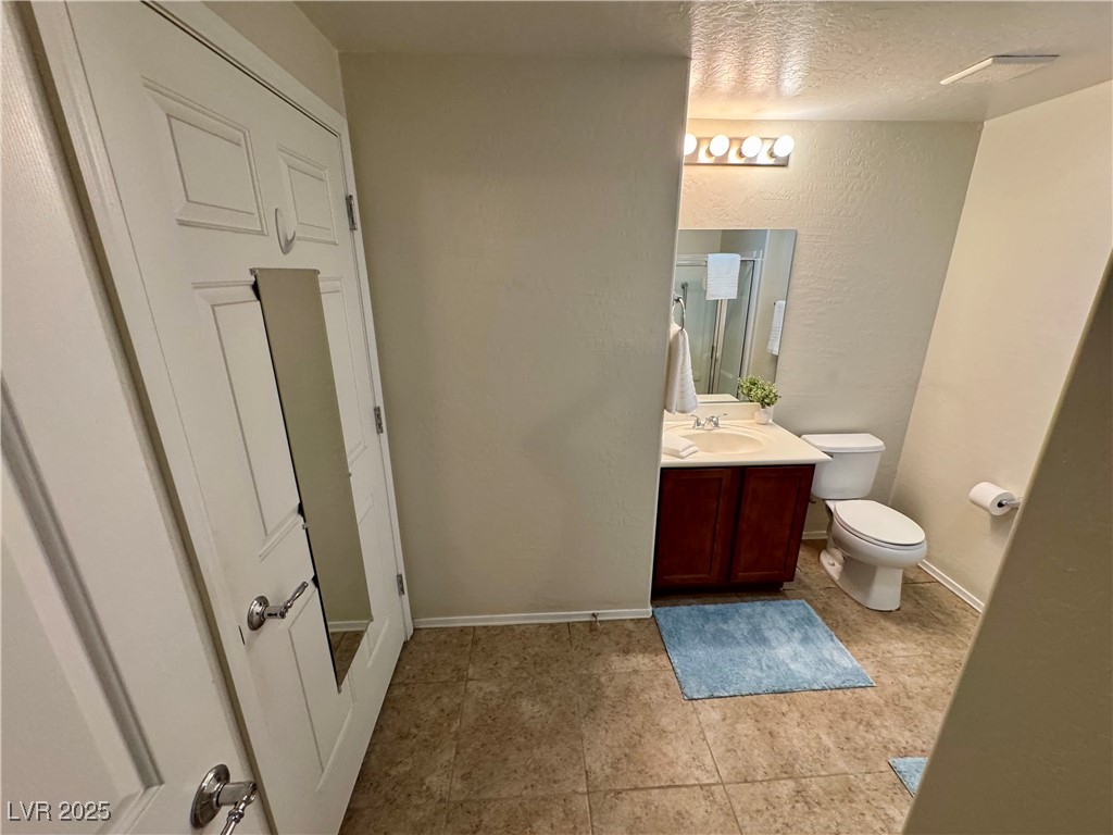 6868 Sky Pointe Drive 1033 Property Photo 17