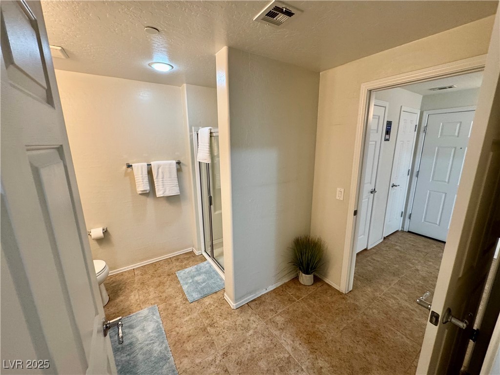 6868 Sky Pointe Drive 1033 Property Photo 19