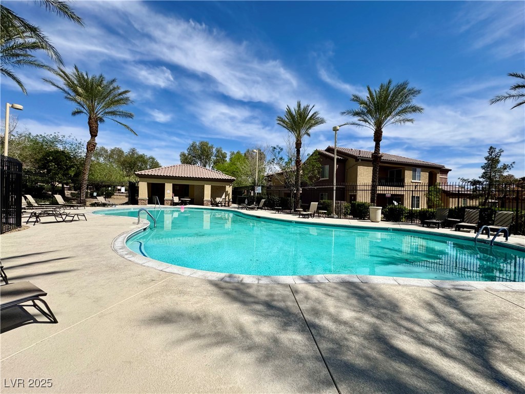 6868 Sky Pointe Drive 1033 Property Photo 27