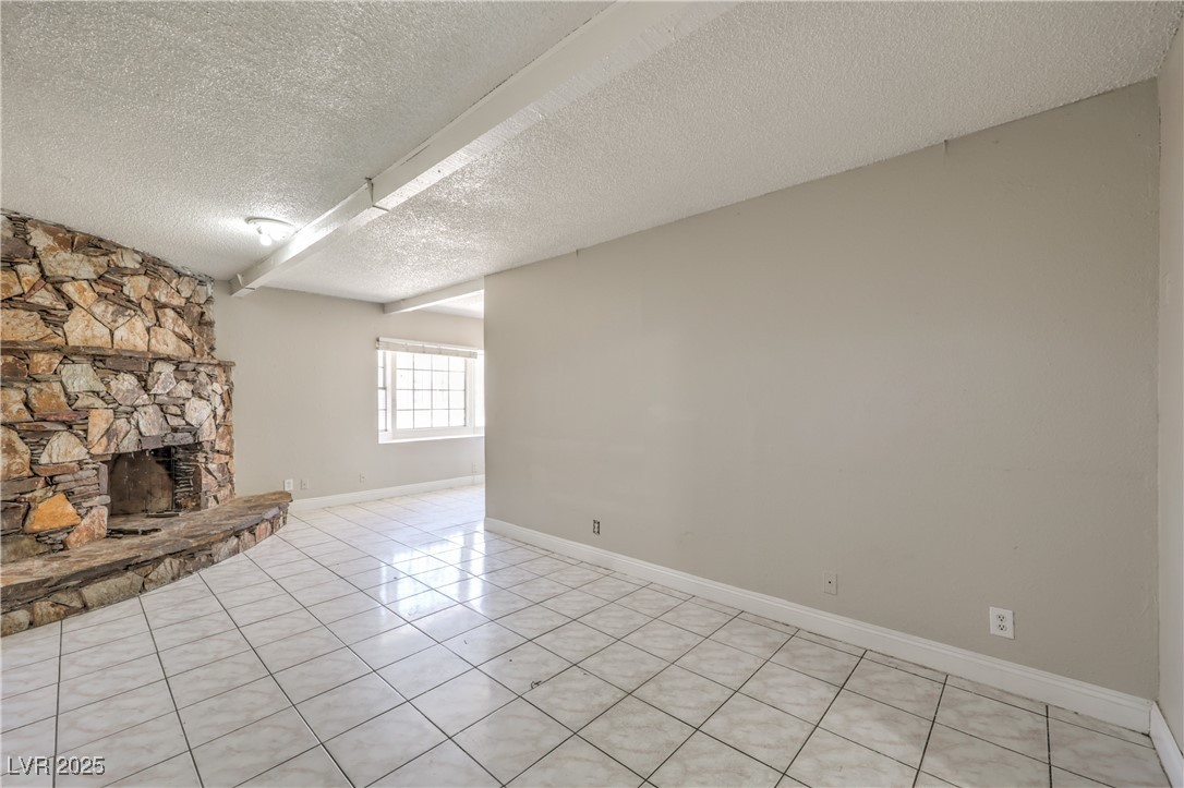 325 Ronald Lane Property Photo 17