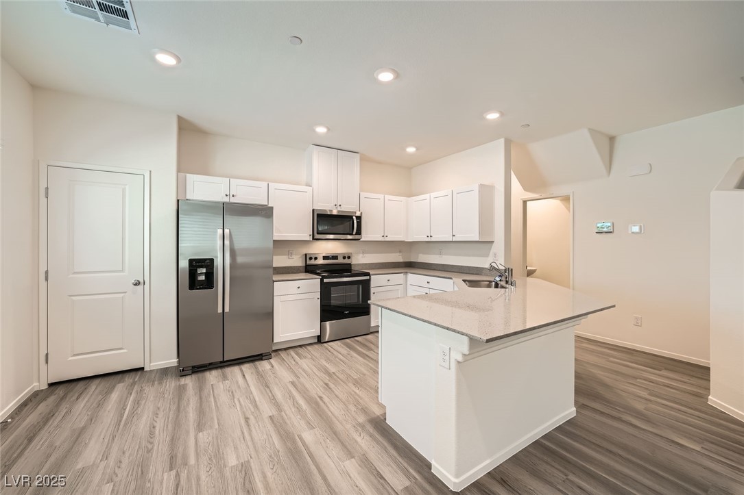 7865 Pandora Sky Street 2 Property Photo 8