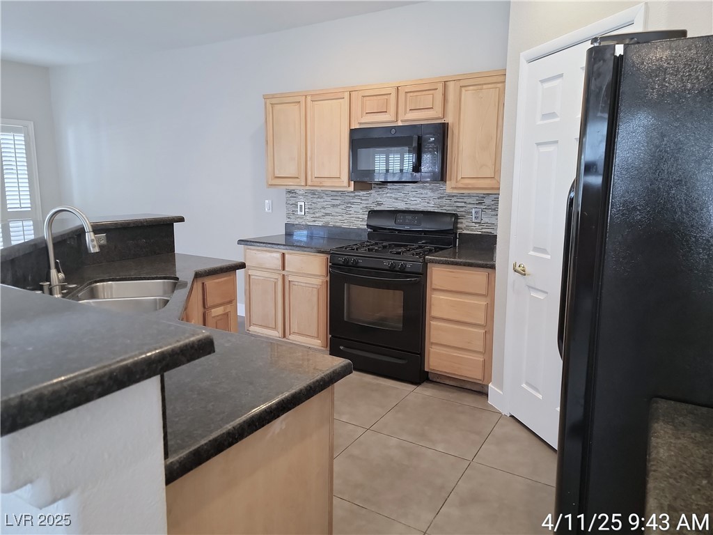 79 Stock Option Street 3 Property Photo 8