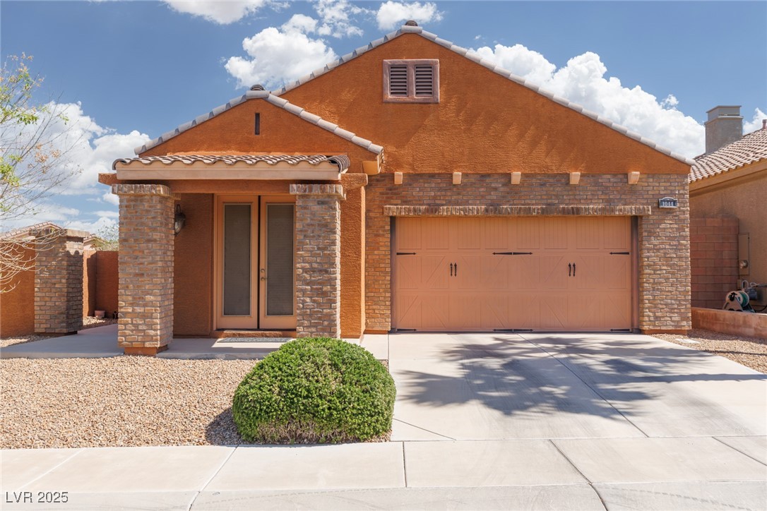 1044 Viale Placenza Place Property Photo 2
