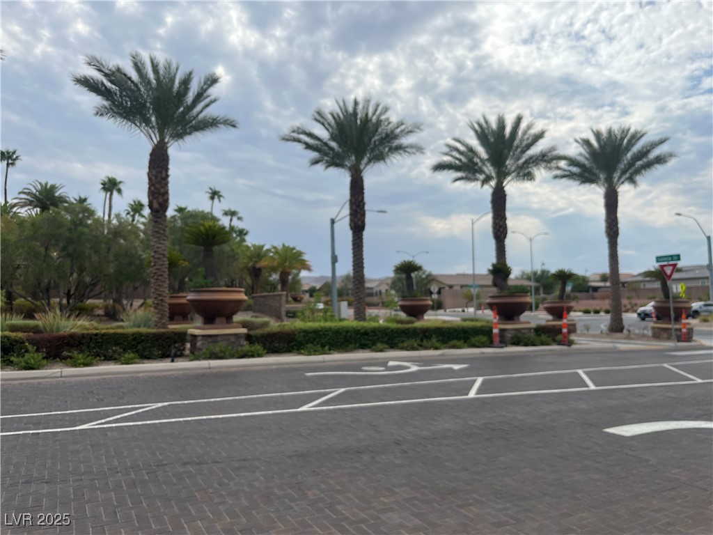 1044 Viale Placenza Place Property Photo 4