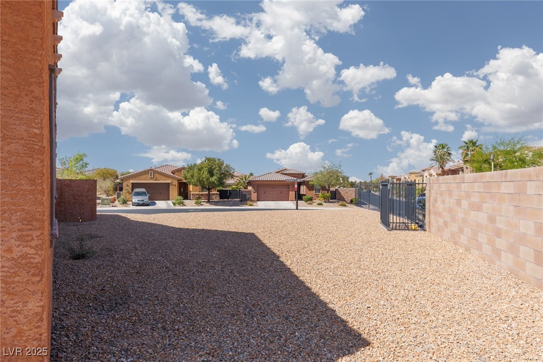 1044 Viale Placenza Place Property Photo 37