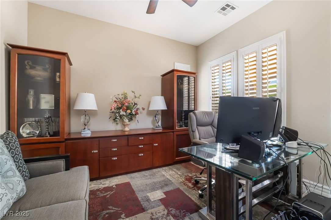 10370 Sweet Laurel Street Property Photo 6