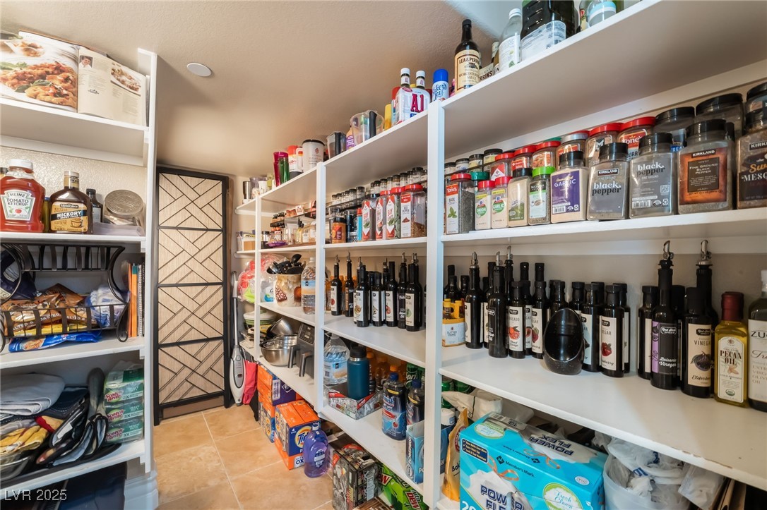 10370 Sweet Laurel Street Property Photo 11