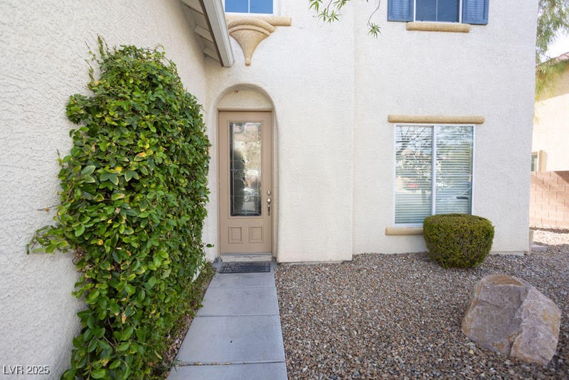 4909 Madre Maria Court N Property Photo 3