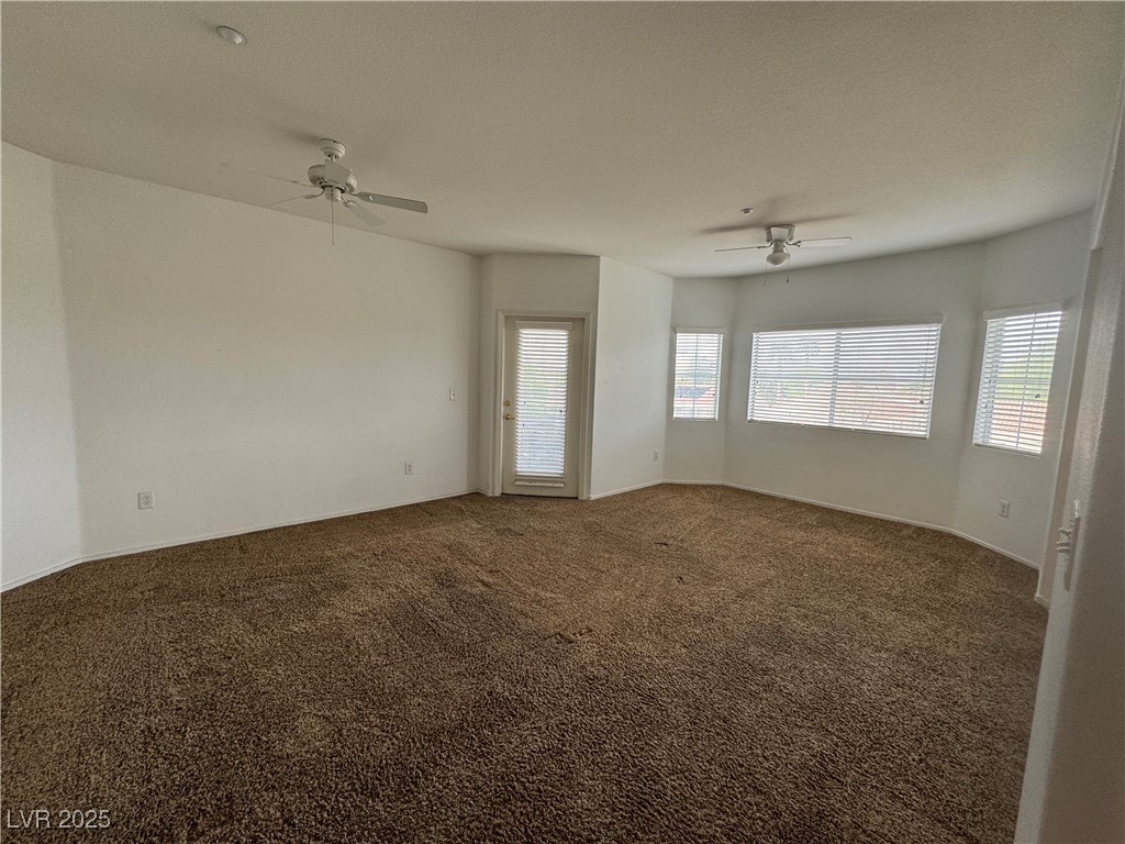 833 Aspen Peak Loop 1325 Property Photo 3