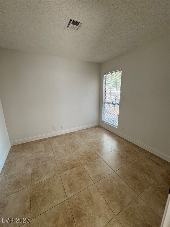 2318 El Molino Circle Property Photo 25