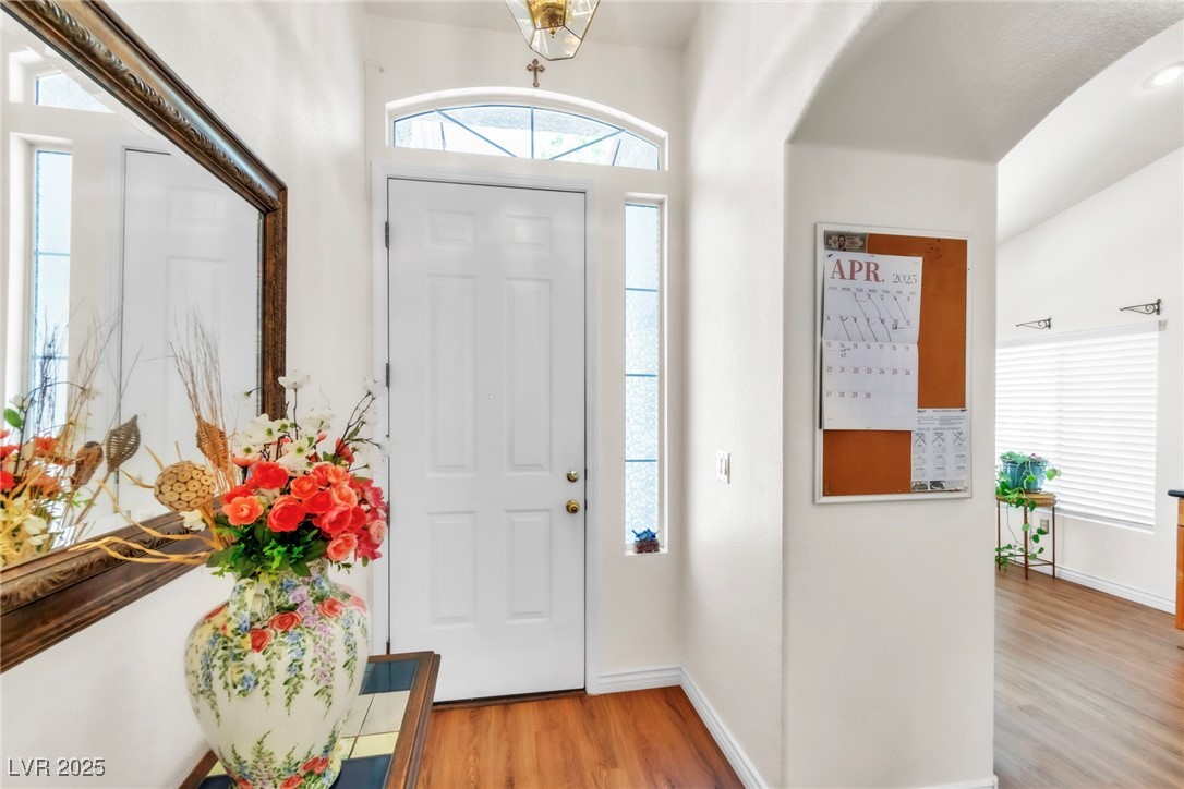9745 Donner Springs Avenue Property Photo 3