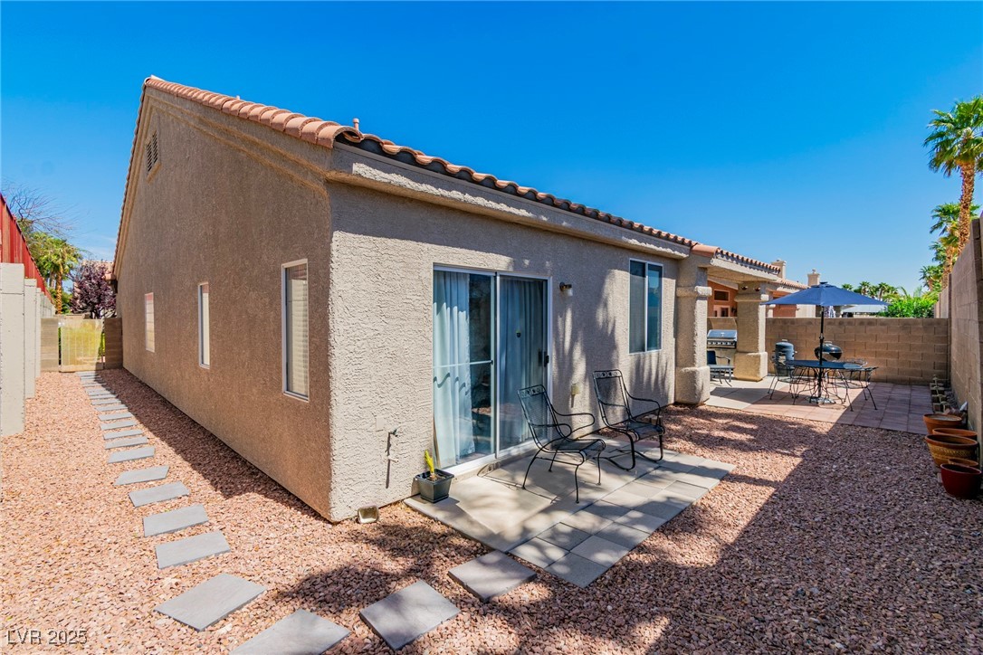 9745 Donner Springs Avenue Property Photo 34