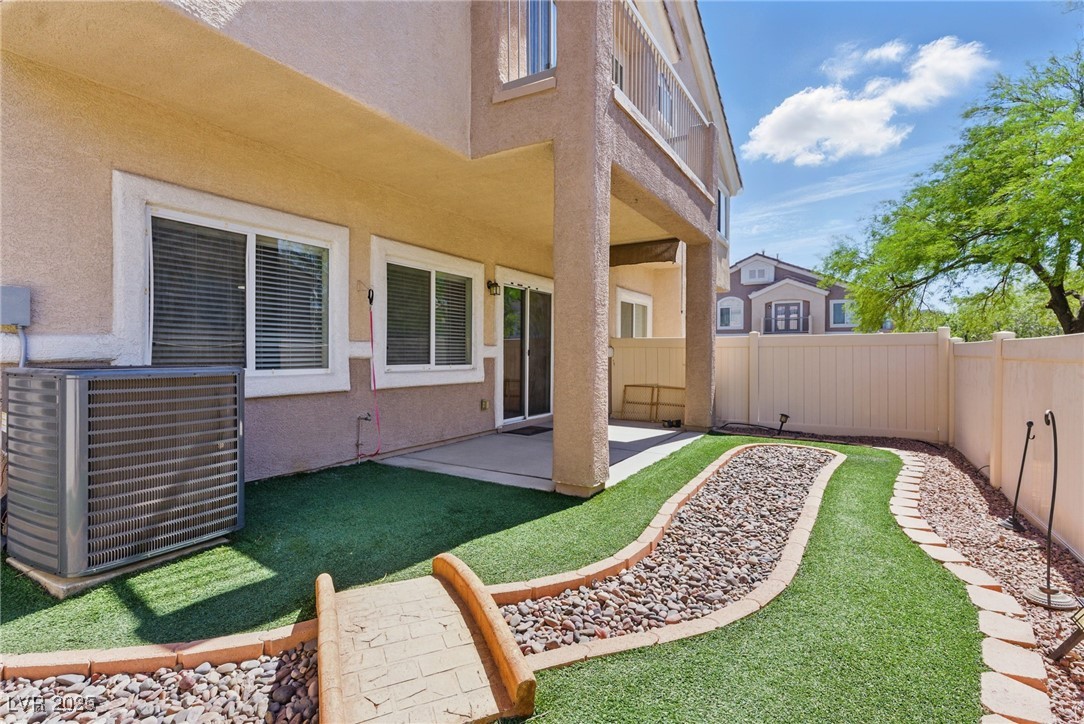 1069 Thrill Court 102 Property Photo 1