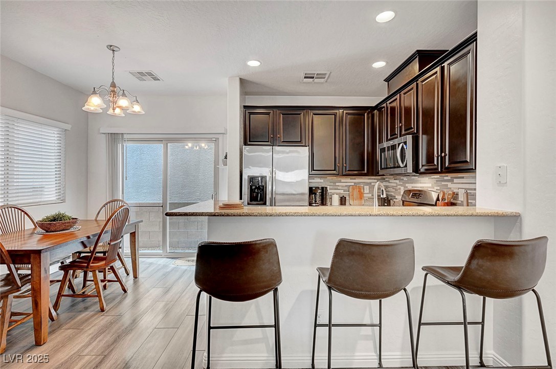 9105 Entrancing Avenue Property Photo 10