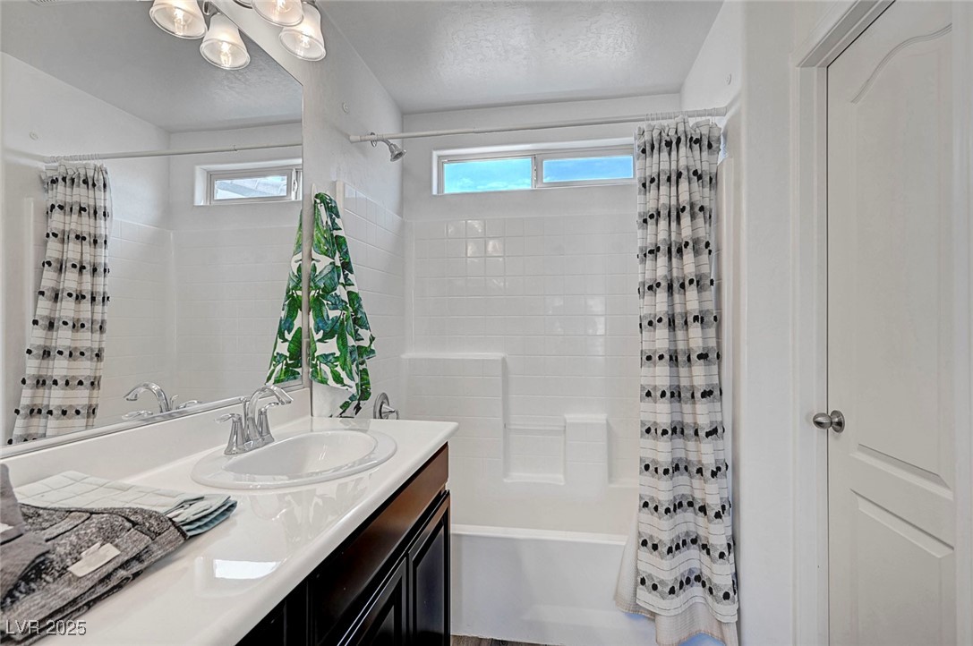 9105 Entrancing Avenue Property Photo 25