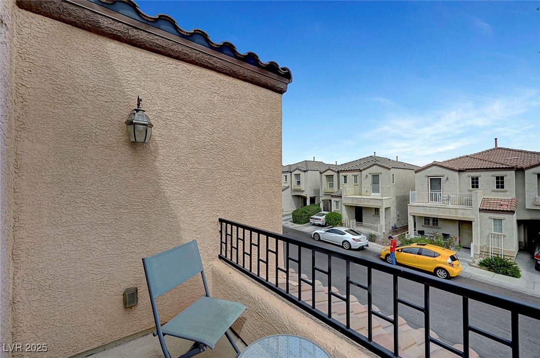 9105 Entrancing Avenue Property Photo 36