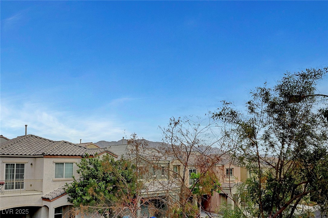 9105 Entrancing Avenue Property Photo 37
