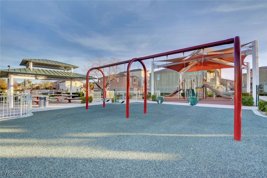 9105 Entrancing Avenue Property Photo 42