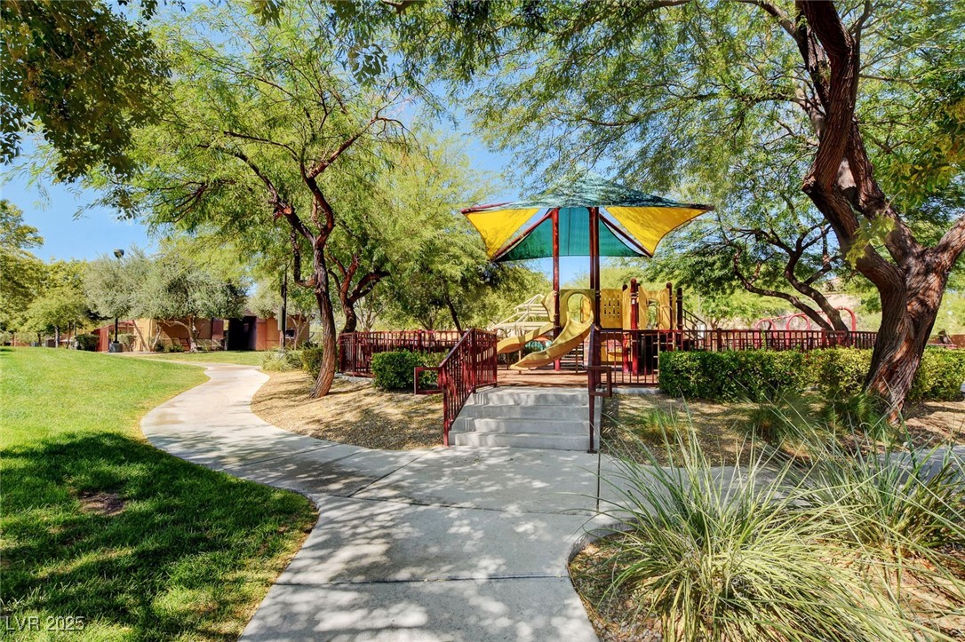 9105 Entrancing Avenue Property Photo 43