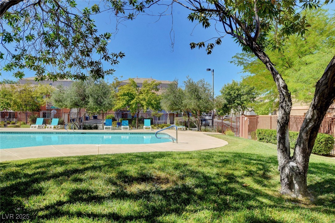 9105 Entrancing Avenue Property Photo 44