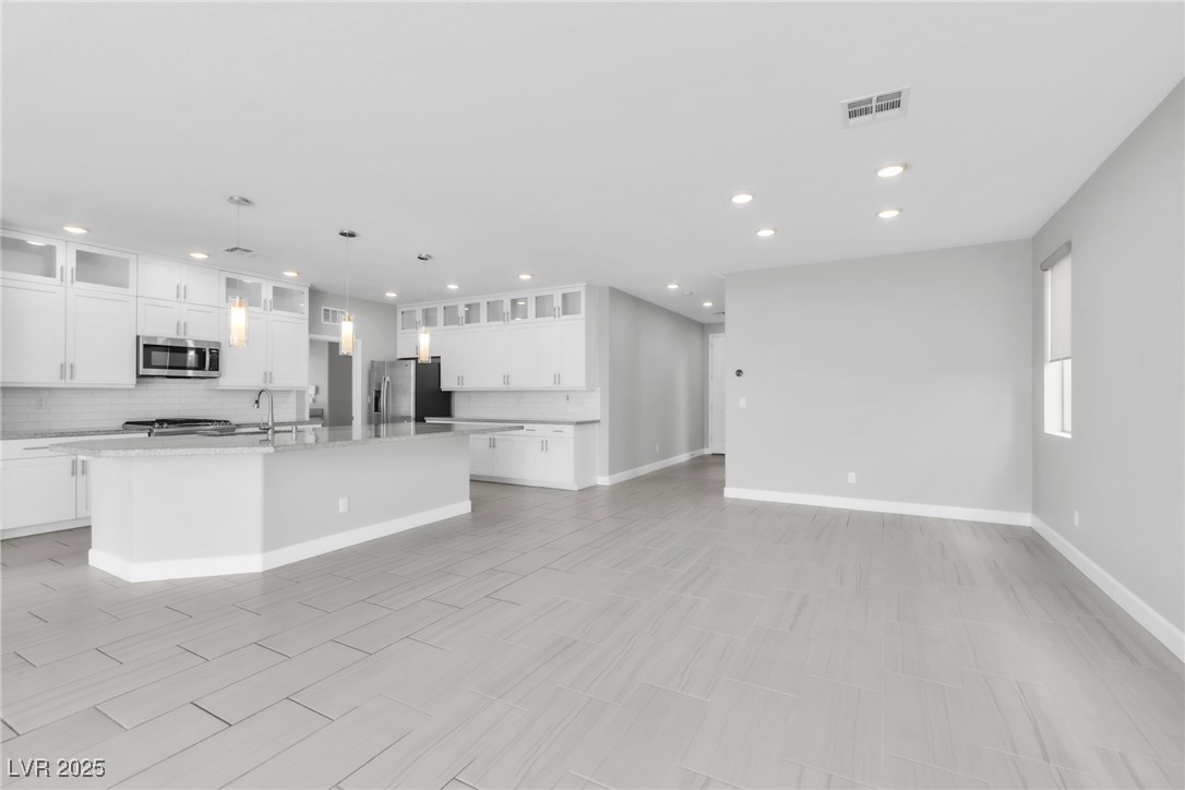 8154 Shale Canyon Street Property Photo 10