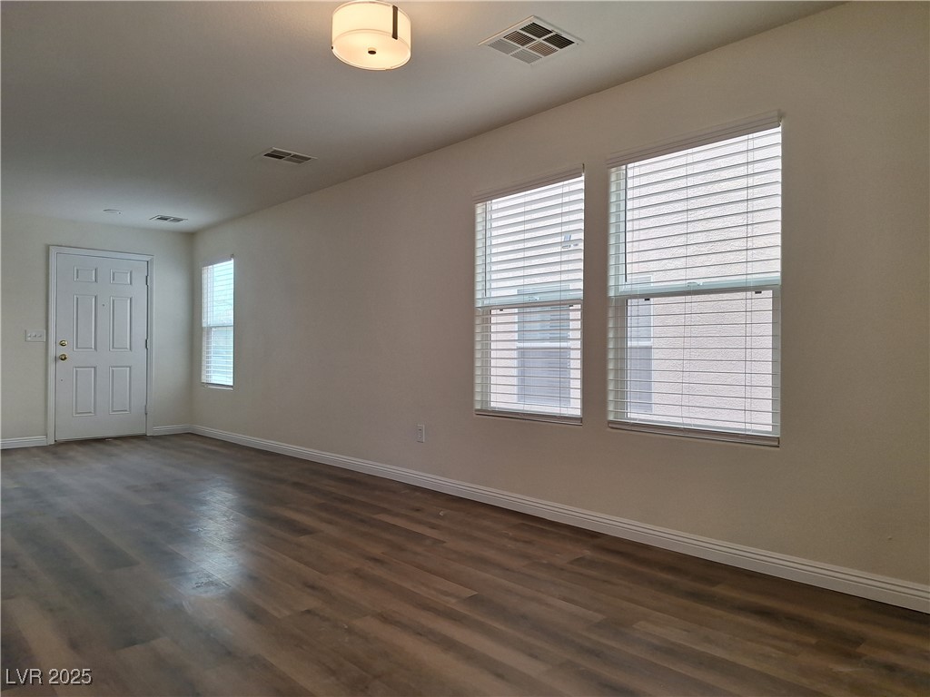 11236 Tuscolana Street Property Photo 4