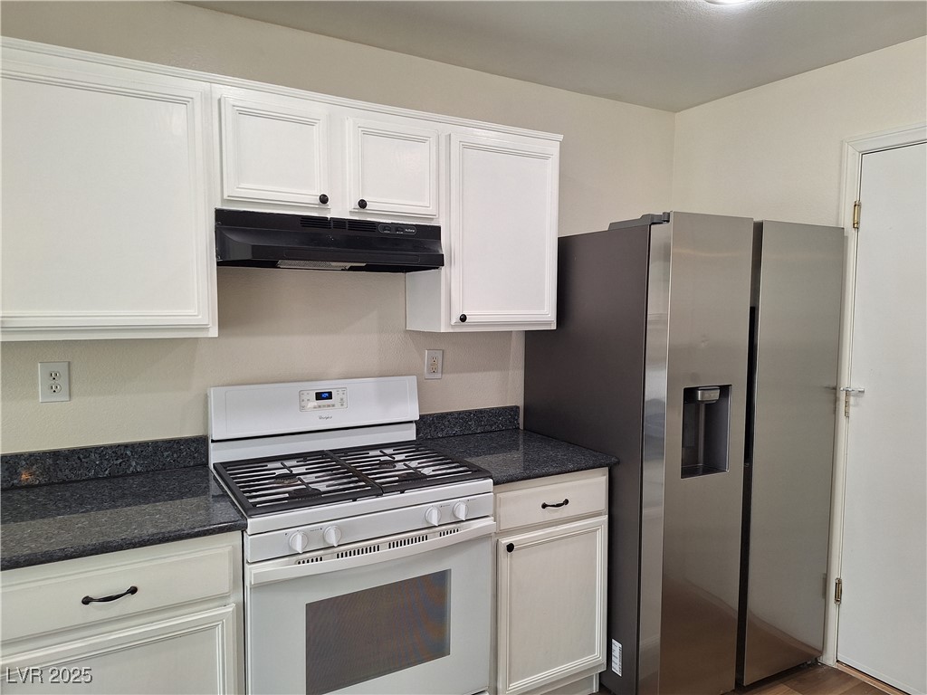 11236 Tuscolana Street Property Photo 7
