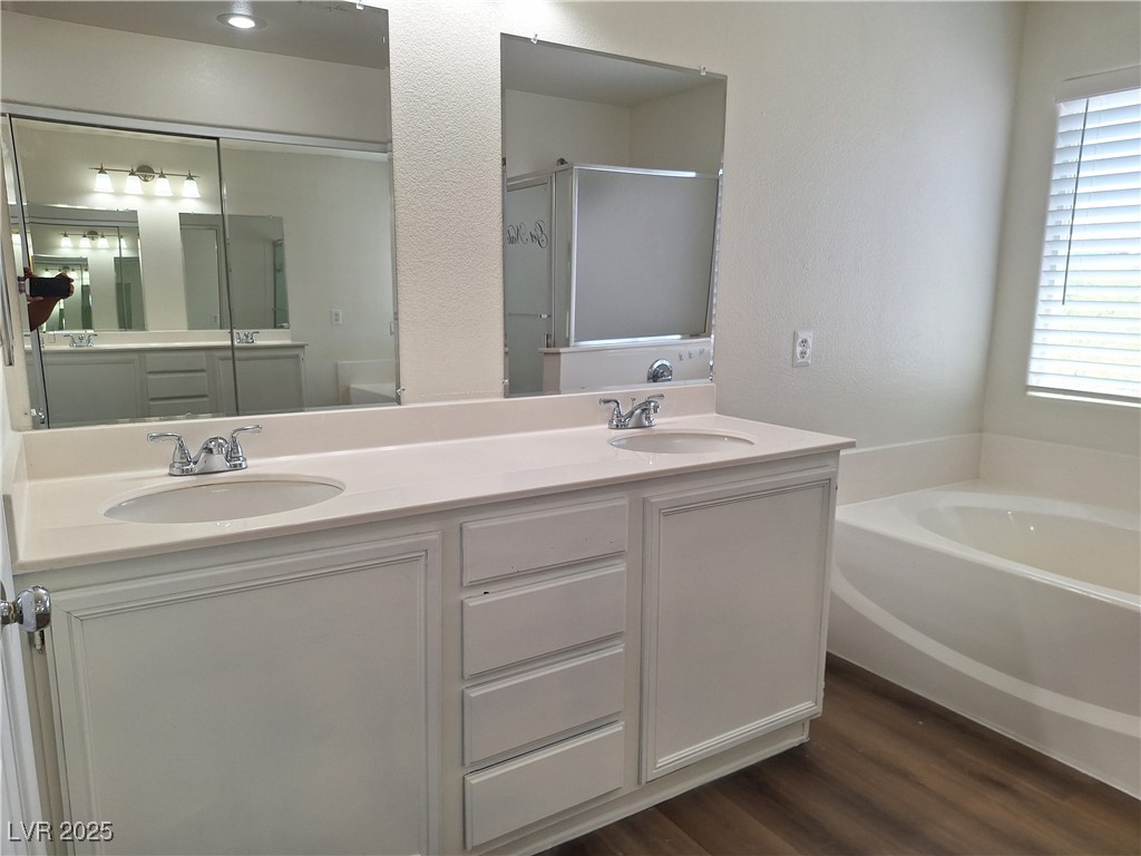 11236 Tuscolana Street Property Photo 14