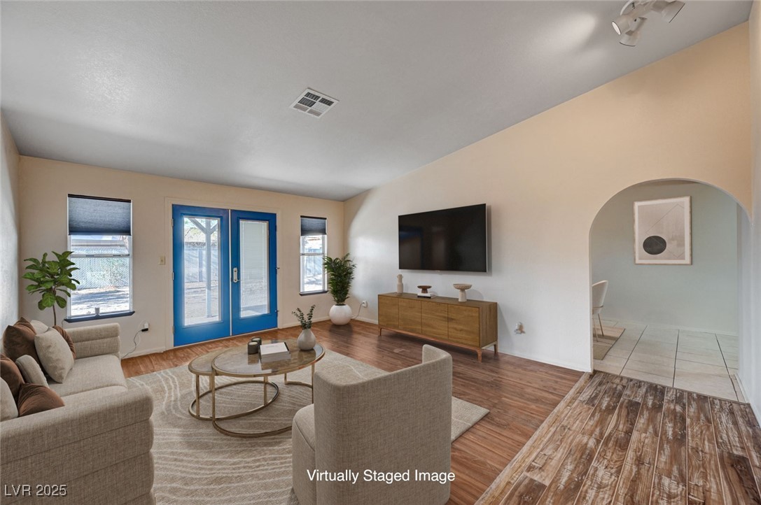 1580 Albino Drive Property Photo 3