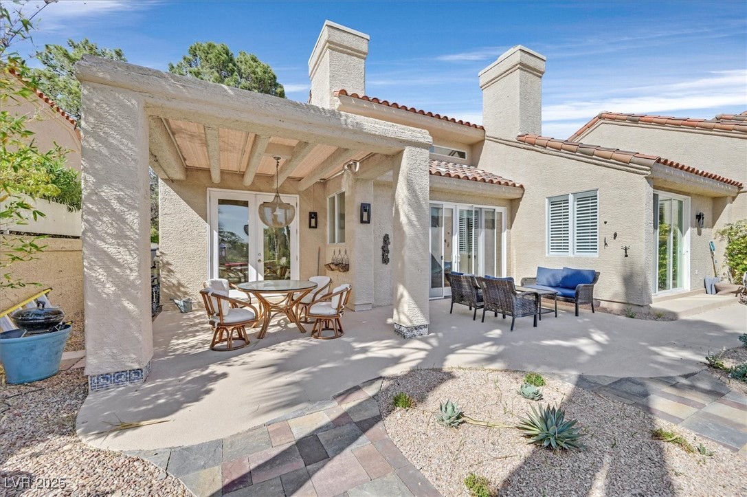 8161 Round Hills Circle Property Photo 24