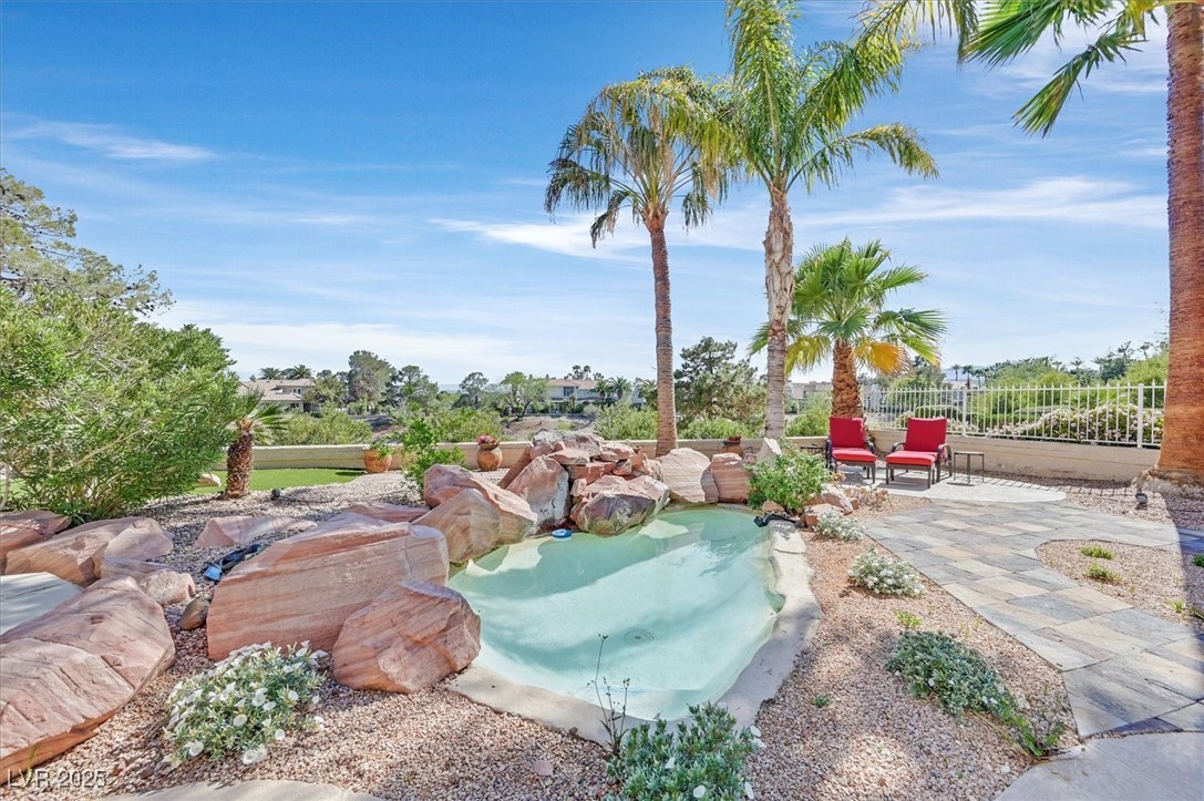 8161 Round Hills Circle Property Photo 33