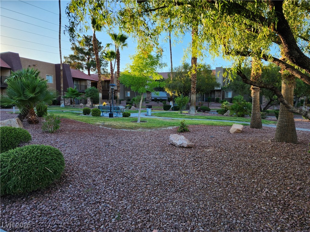 4981 River Glen Drive 63 Property Photo 11