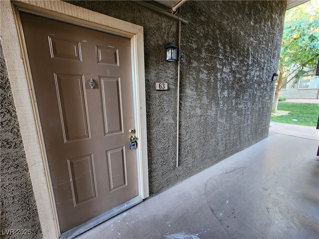 4981 River Glen Drive 63 Property Photo 15