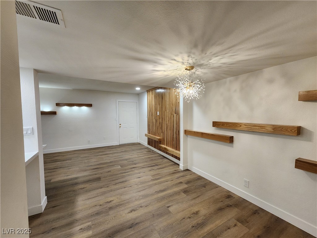 4981 River Glen Drive 63 Property Photo 29