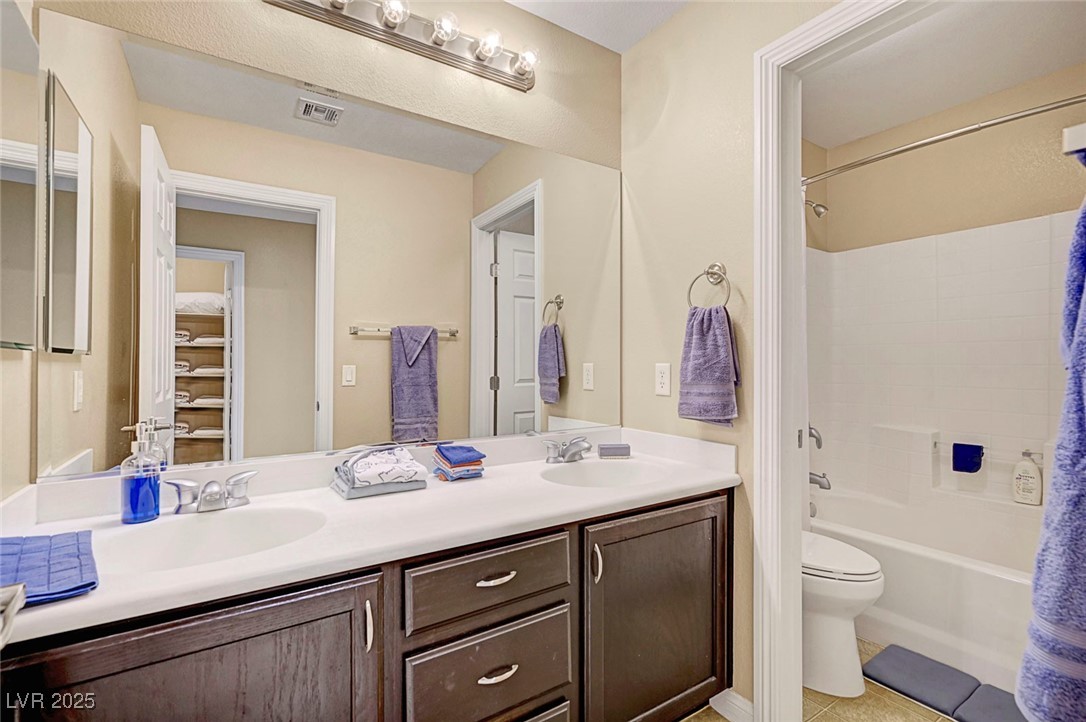 342 Shimmering Moon Street Property Photo 48