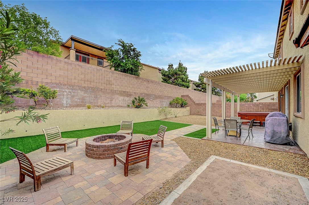 342 Shimmering Moon Street Property Photo 60