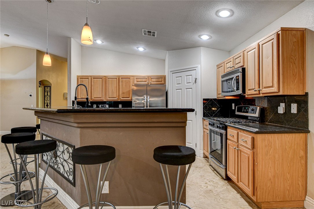 8317 Jeremiahs Lodge Avenue Property Photo 17