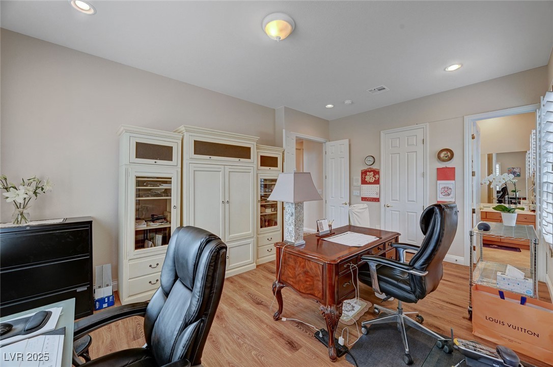 8043 Lands End Avenue Property Photo 31