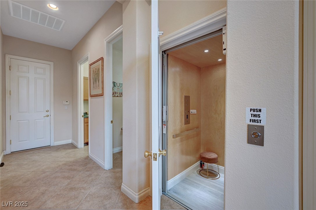 8043 Lands End Avenue Property Photo 33